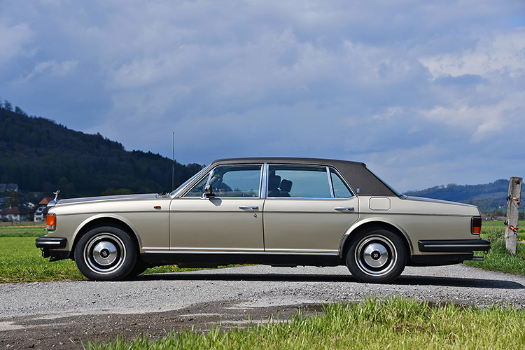 Rolls-Royce Silver Spur_05